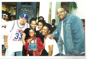 ULMII_BigPhatMorningShow_Baltimore_RadioOne_92QJams_SecuritySqMall_2002.jpg